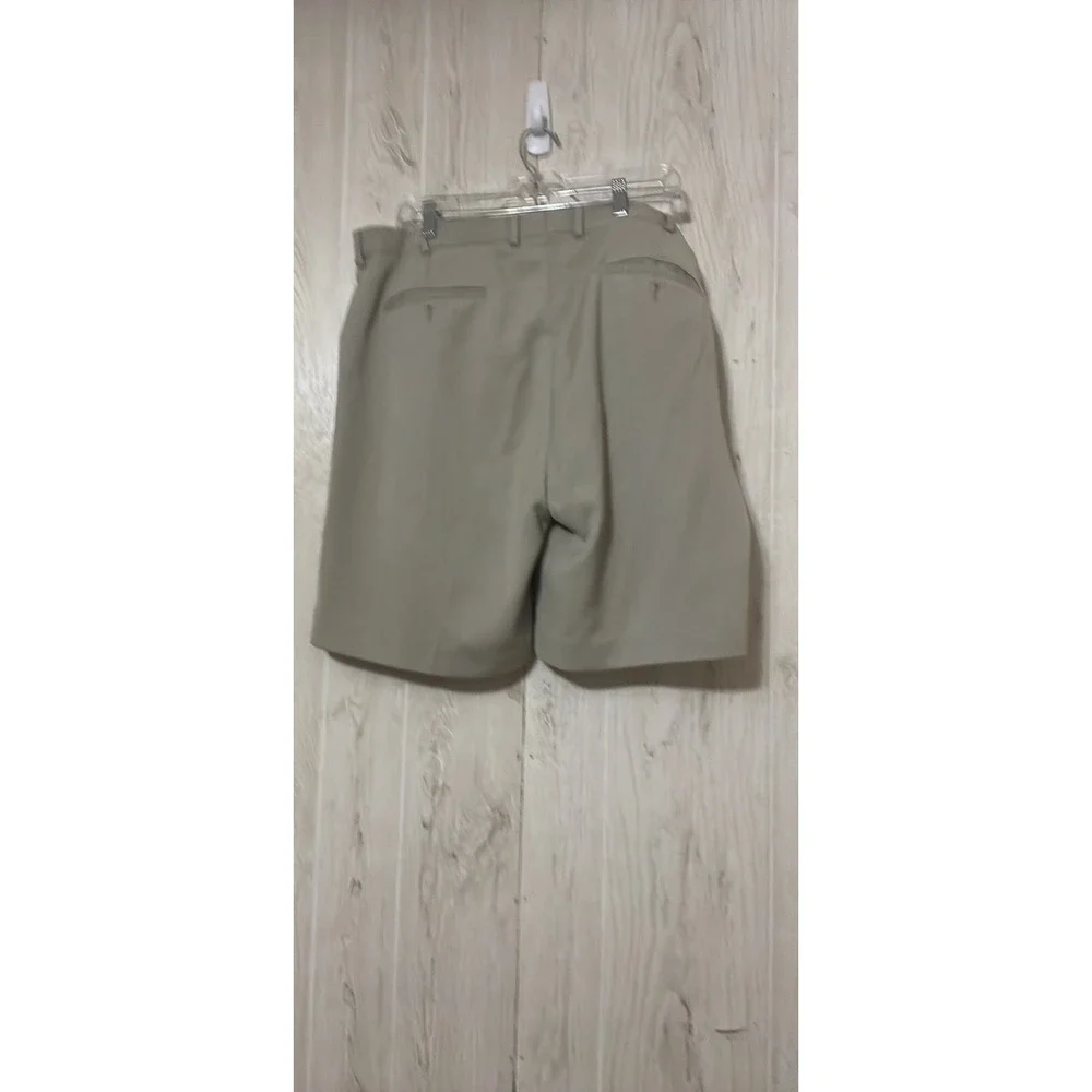 Louis Raphael Golf Khaki Pleated Mens Shorts Sz‎ 38